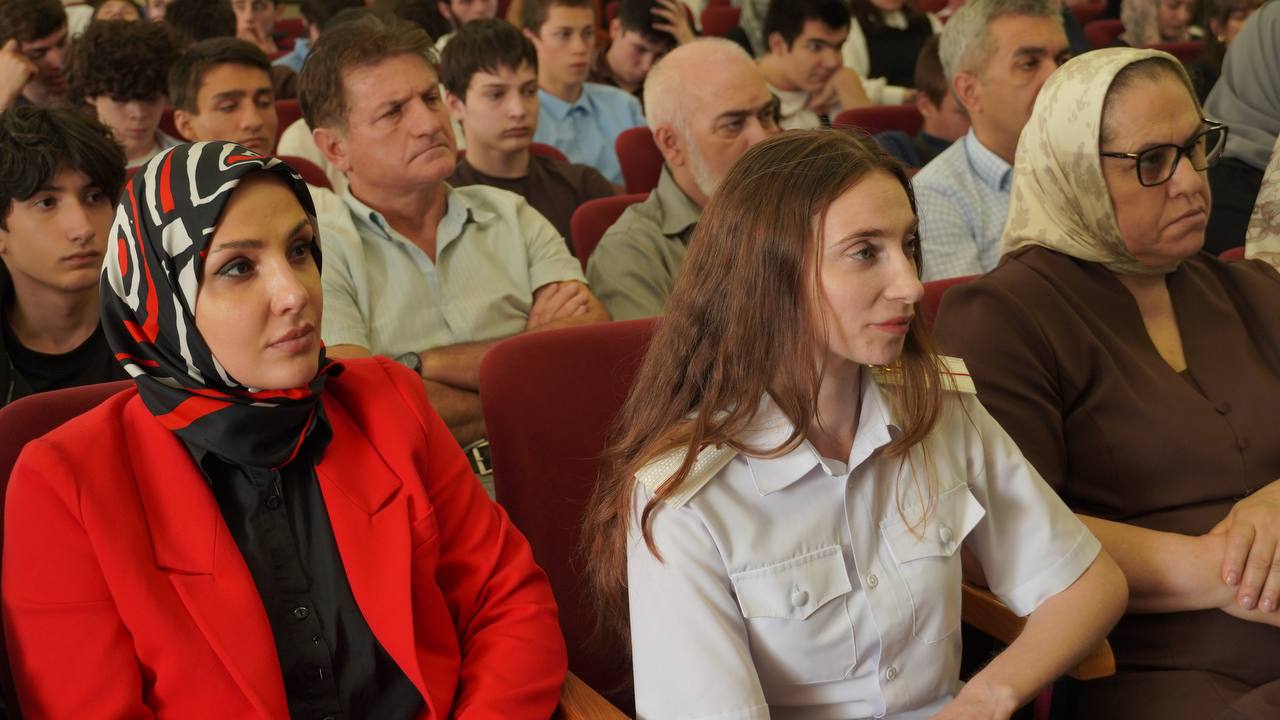 Правила дорожного движения — это не просто строчки в учебнике, а реальный залог безопасности. Именно об этом студентам ГПК напомнили в по-настоящему ж...